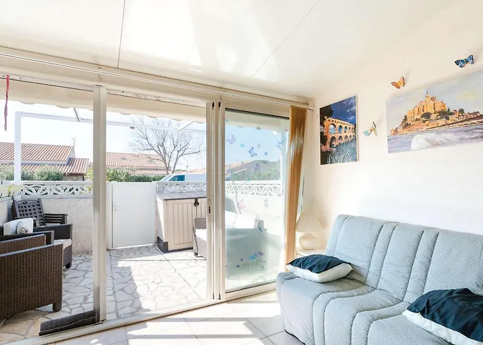 Pavillon Mezzanine Climatise Avec Piscine Et Wifi, Proche A - Fr-1-409-240 * 그륏상