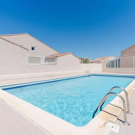 Pavillon Mezzanine Climatise Avec Piscine Et Wifi, Proche A - Fr-1-409-240 فيلة